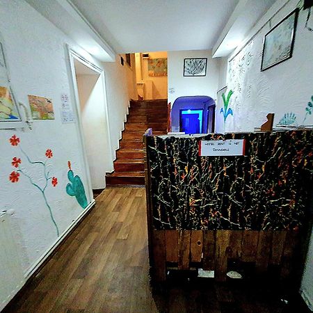 Machabelli 11A Hostel Tbilisi Luaran gambar