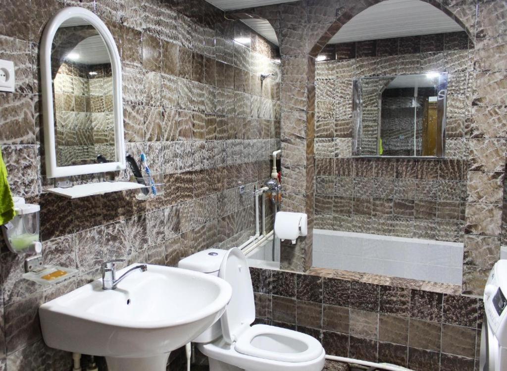 Machabelli 11A Hostel Tbilisi Luaran gambar