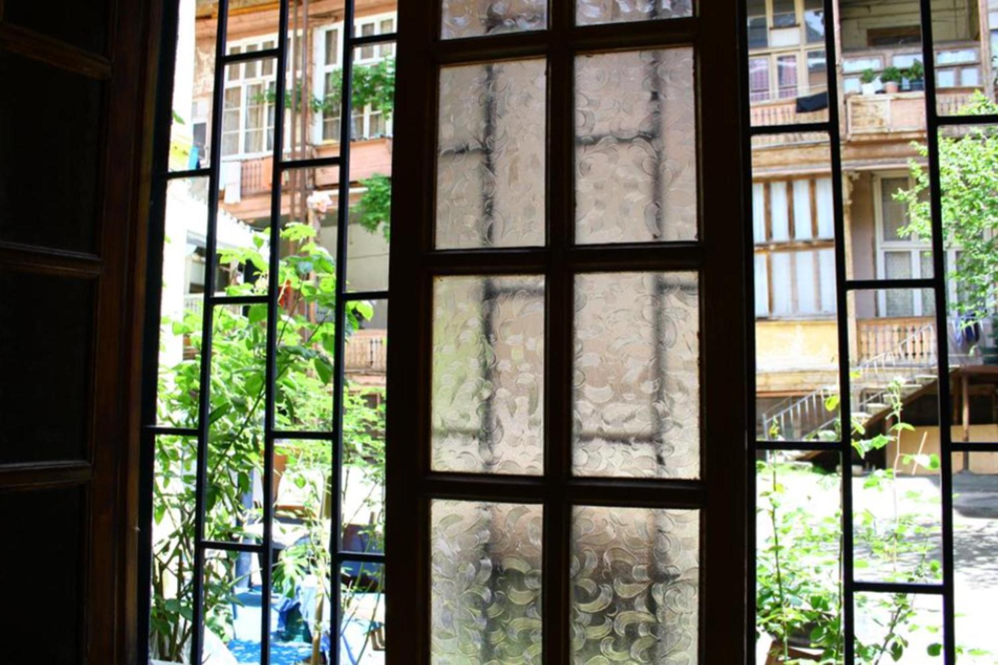 Machabelli 11A Hostel Tbilisi Luaran gambar